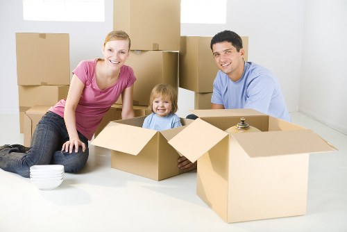 Moving van service for residential streets in Earls Court