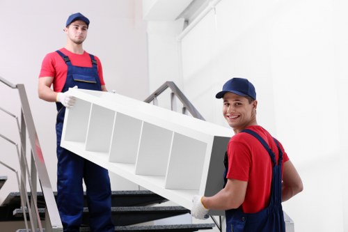 Reliable Earlscourt Man And Van service for local moves
